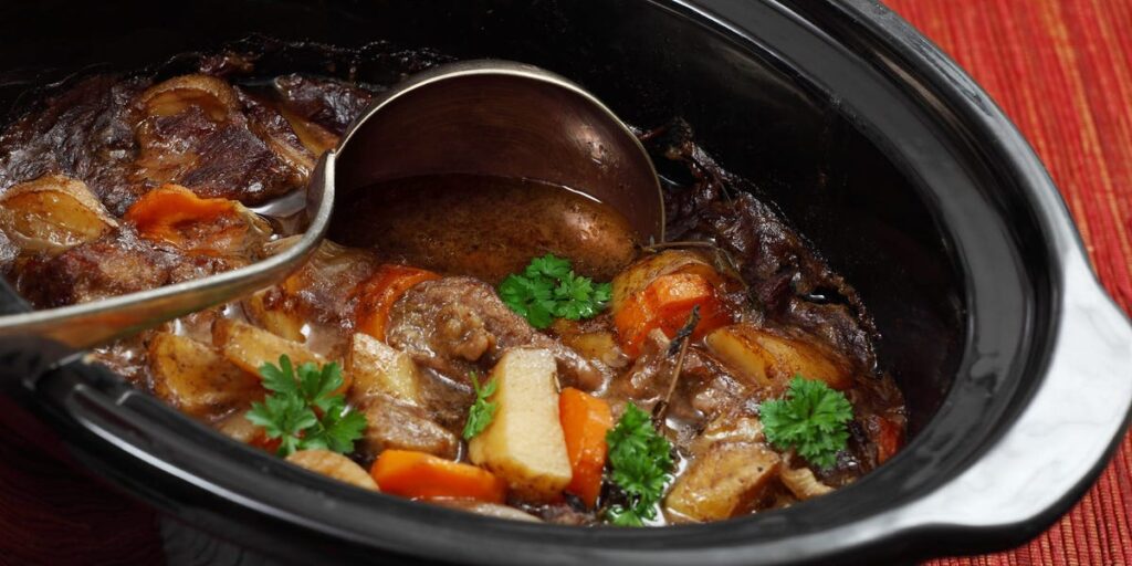17 cozy comfort meals you can make in a slow cooker