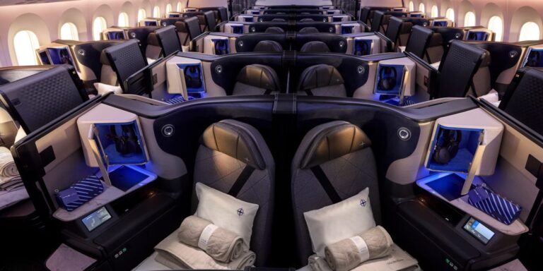 Business-class fliers love sliding doors — but they’re causing a nuisance for airlines and planemakers