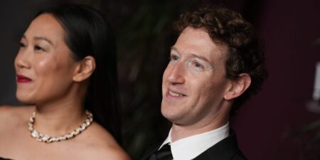 Mark Zuckerberg is king… of an Irish castle near a Meta office Mark Zuckerberg is king… of an Irish castle near a Meta office