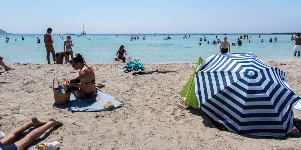 The AI race is moving fast. What does that mean for employees’ summer vacation?