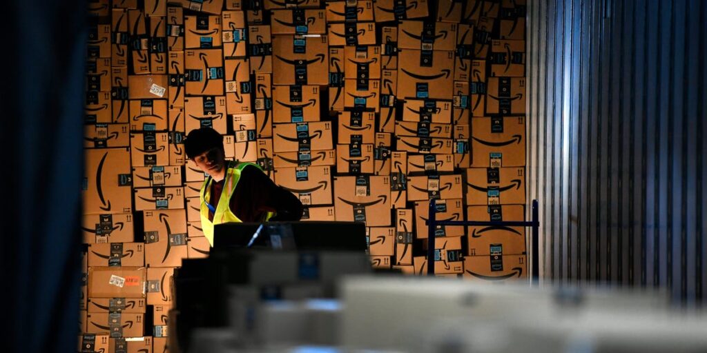 Amazon plots a new ‘Tetromino’ warehouse where robots tackle work that’s notoriously hard to automate Amazon plots a new ‘Tetromino’ warehouse where robots tackle work that’s notoriously hard to automate
