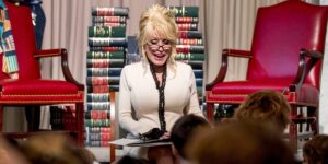Dolly Parton contributed millions to humanitarian causes. Here’s how she made and spent her 0 million fortune. Dolly Parton contributed millions to humanitarian causes. Here’s how she made and spent her 0 million fortune.