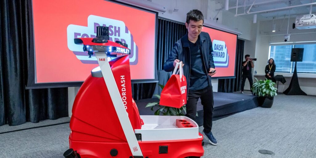 DoorDash is paying people to load its delivery robots. It points to a shortcoming of automation