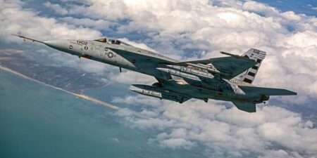 The US Navy’s next-gen missile breaks cover. It fits inside an F-35 and can threaten enemy aircraft over 280 miles away.