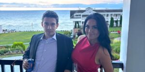 I spent my 20s proudly supporting my partner’s business. Now that I’m in my 30s, I’m realizing what I gave up. I spent my 20s proudly supporting my partner’s business. Now that I’m in my 30s, I’m realizing what I gave up.