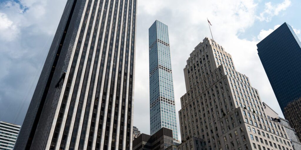Rich New Yorkers’ incomes have soared, but it means more wealth to tax