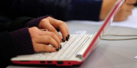 AI may be making women’s emails and job applications sound less professional AI may be making women’s emails and job applications sound less professional
