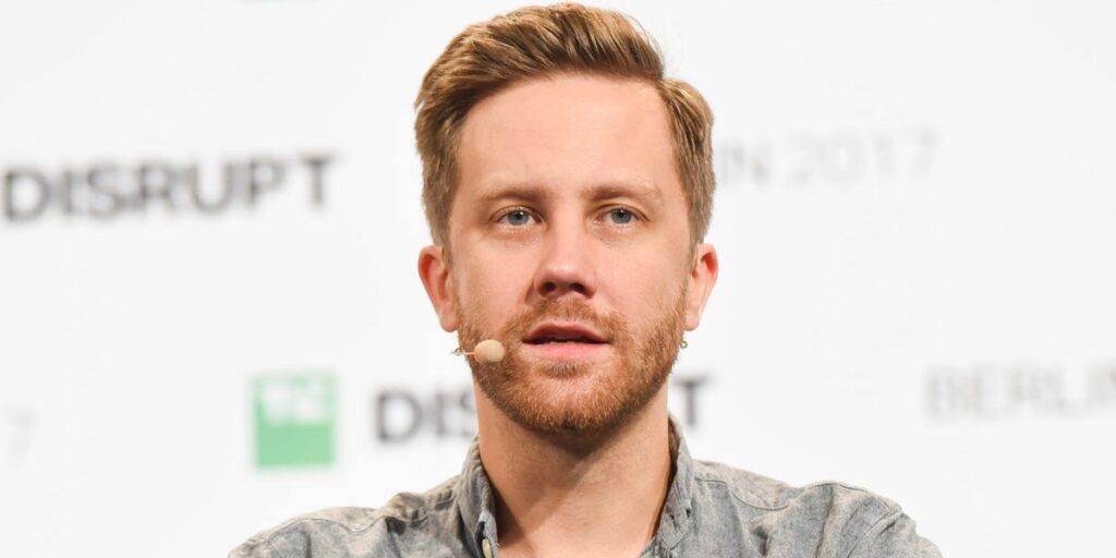 Anthropic’s Tom Blomfield says his new coworkers are a ‘hyper-earnest group of meganerds’ with a ‘lack of ego’