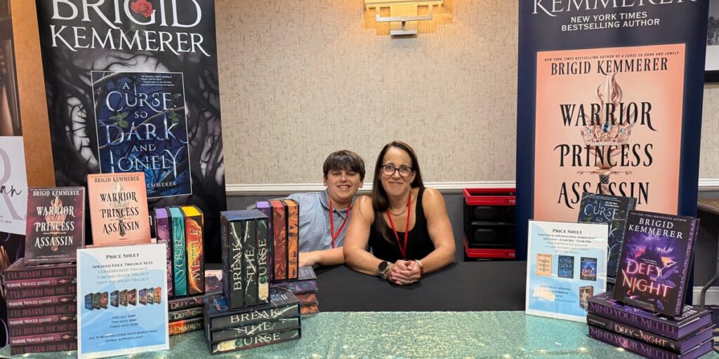 I used to write between lunch breaks at my corporate job. Now my income as a best-selling romantasy author supports my family