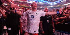 I’m a UFC fighter and dad of twins. Having a family makes my career harder. I’m a UFC fighter and dad of twins. Having a family makes my career harder.