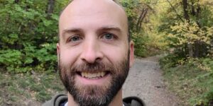 I’m a senior principal engineer. I use AI at work, but some tasks you should do from scratch — here’s how I decide.