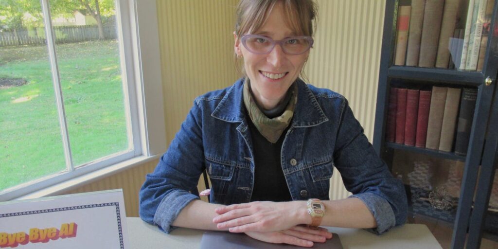 This small town librarian offers a ‘Bye, Bye AI’ class to take AI off your phone. Now everyone wants in. This small town librarian offers a ‘Bye, Bye AI’ class to take AI off your phone. Now everyone wants in.