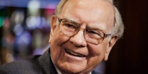 Warren Buffett piled into Alphabet to bet big on AI, successor Greg Abel says Warren Buffett piled into Alphabet to bet big on AI, successor Greg Abel says
